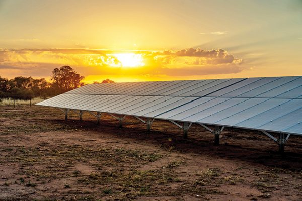 Solar-at-Chicken-Farm-3-credit-Australian-Eggs_w